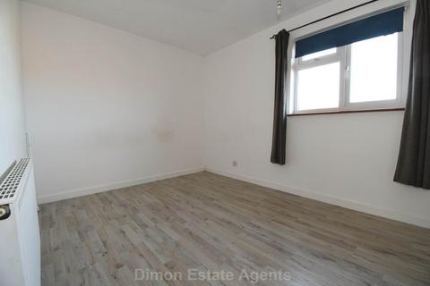 2 bedroom terraced house for sale, Osprey Gardens, Lee On The Solent