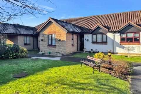 2 bedroom semi-detached bungalow for sale, Meridian Court, Ashford