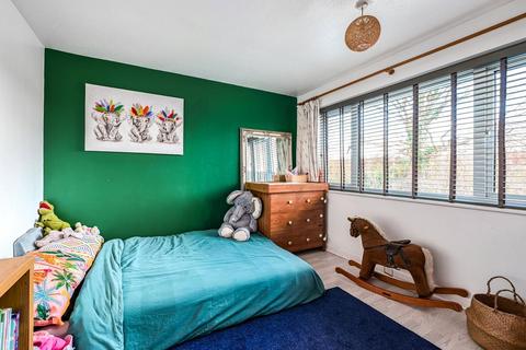 3 bedroom semi-detached house for sale, Green Way, Hampshire GU12