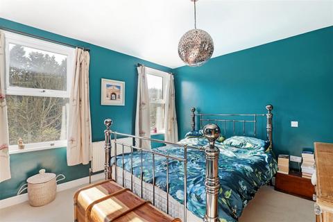 undefined, London Road, Thrupp, Stroud