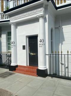 undefined, Warwick Way, Pimlico, London