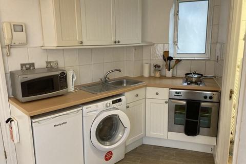 undefined, Warwick Way, Pimlico, London