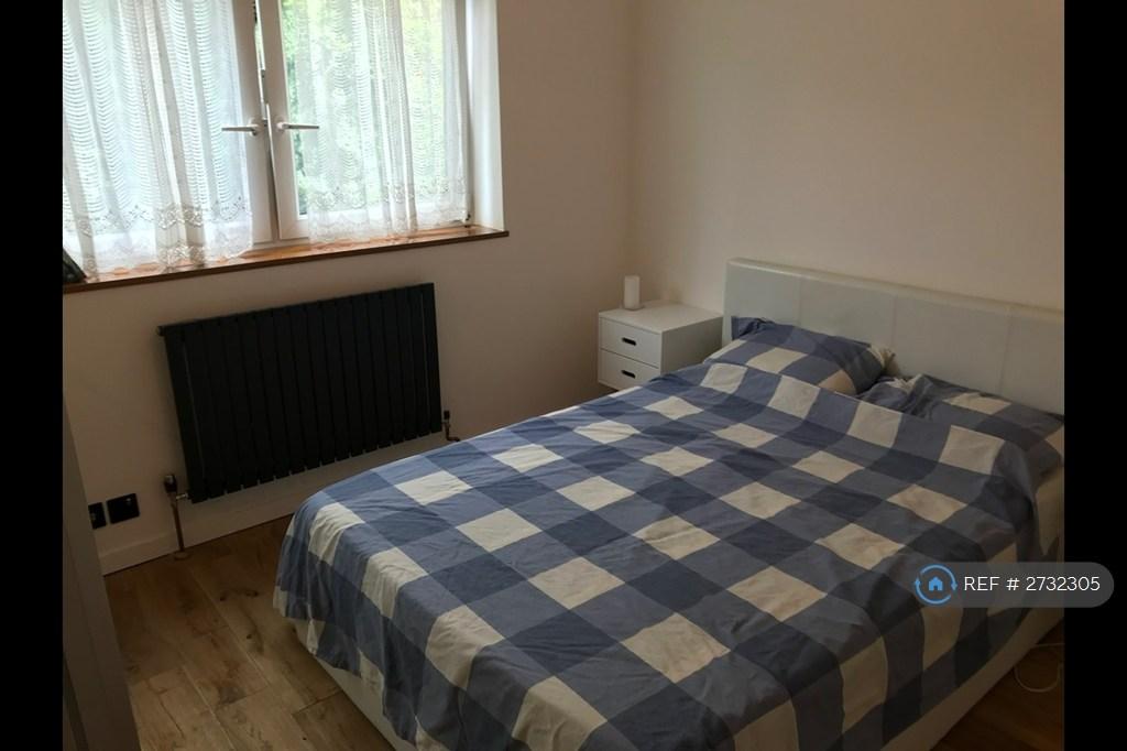 Main Bedroom 1