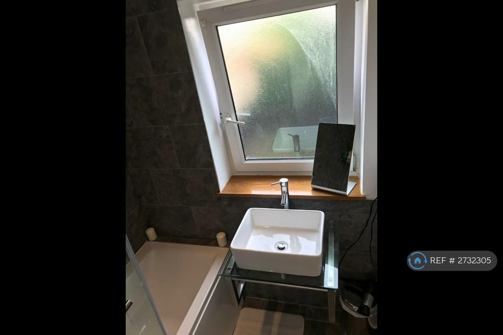 Bathroom 3