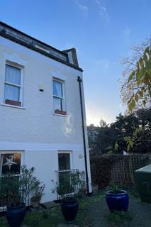 2 bedroom end of terrace house for sale, Grosvenor Park, Camberwell, SE5