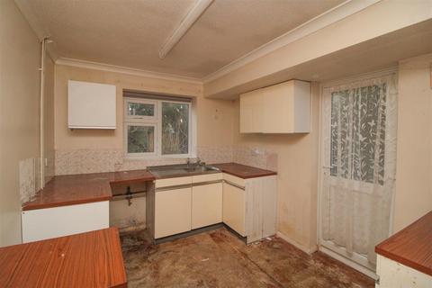 2 bedroom detached bungalow for sale, Dukes Close, Seaford