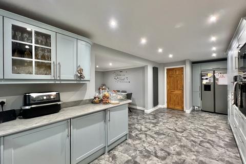 4 bedroom detached house for sale, Meadows Avenue, Thornton FY5