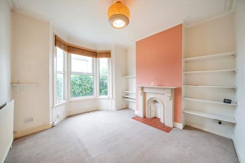 2 bedroom flat to rent, Haroldstone Road, London E17