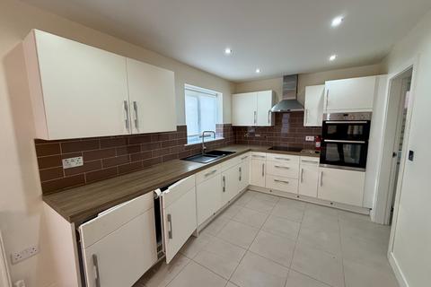 4 bedroom detached house for sale, Jubilee Gardens, Staining FY3