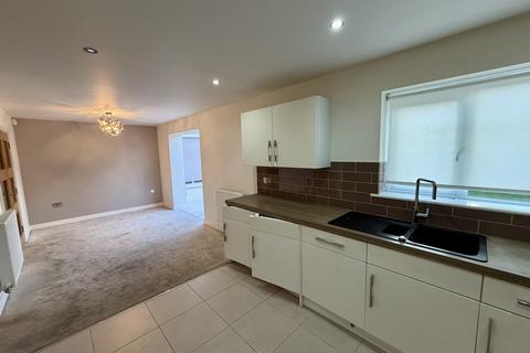 4 bedroom detached house for sale, Jubilee Gardens, Staining FY3