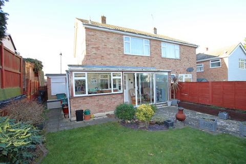 3 bedroom semi-detached house for sale, Clacton on Sea, CO15