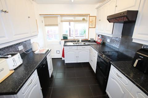 3 bedroom semi-detached house for sale, Clacton on Sea, CO15