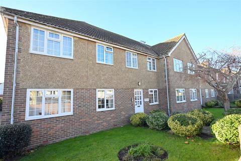 2 bedroom flat for sale, Albert Road, Polegate