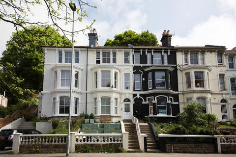 1 bedroom flat for sale, St. Helens Road, Hastings TN34