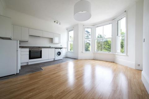 1 bedroom flat for sale, St. Helens Road, Hastings TN34