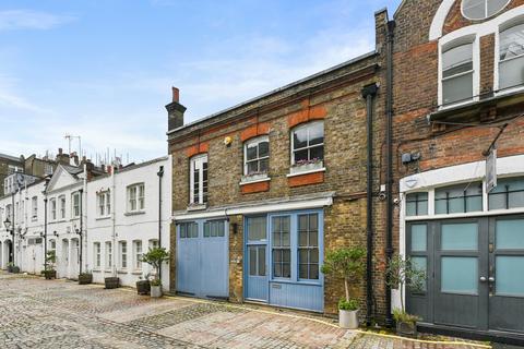 Mews for sale, Marylebone Mews, Marylebone Village, London W1G
