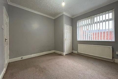 2 bedroom end of terrace house for sale, James Street, Bishop Auckland, DL14