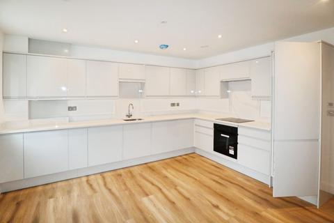 2 bedroom apartment to rent, Bickley Park Road, Bickley, Bromley