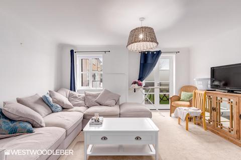 4 bedroom townhouse for sale, Plomer Avenue, Hoddesdon EN11