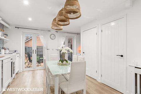 undefined, Plomer Avenue, Hoddesdon EN11