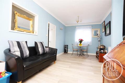 3 bedroom terraced house for sale, Clemence Street, Lowestoft, NR32
