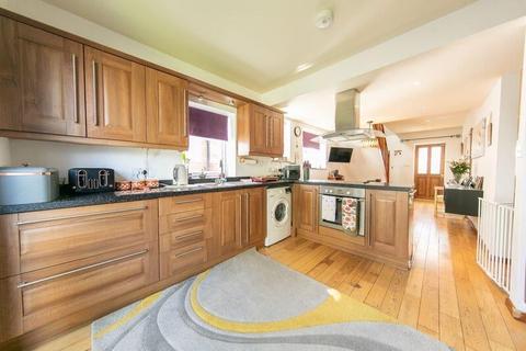 2 bedroom bungalow for sale, Links Road, Knott End-on-Sea, Poulton-le-Fylde, FY6