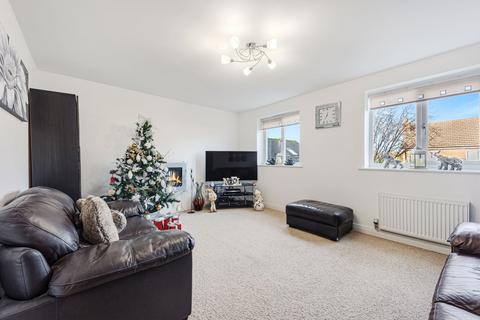 4 bedroom semi-detached house for sale, Iona Crescent, Widnes WA8