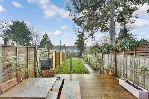 3 bedroom end of terrace house for sale, Weston Road, Strood, Rochester, Kent