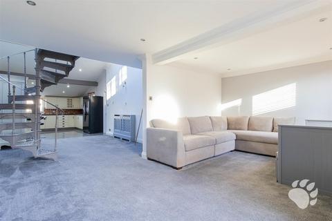 undefined, Longwick, Basildon SS16