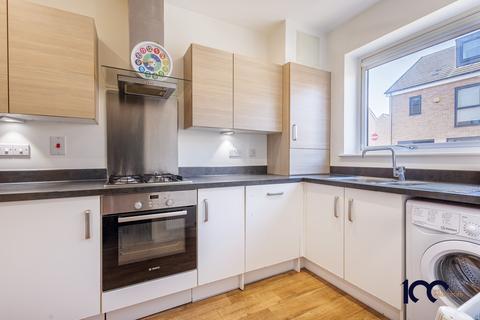 2 bedroom end of terrace house for sale, Ellis Avenue, Dagenham