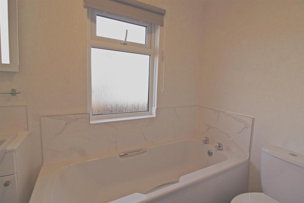 E Bathroom.jpg