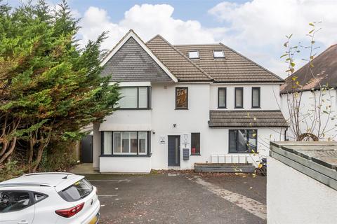 2 bedroom apartment for sale, Hartley Down, Purley CR8