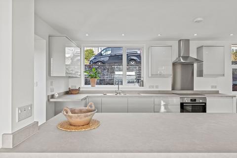3 bedroom semi-detached house for sale, Meadow View, Swansea SA2