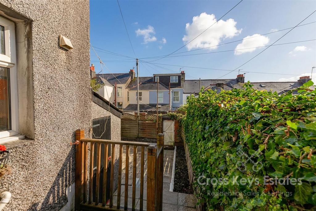 Front & Rear Garden