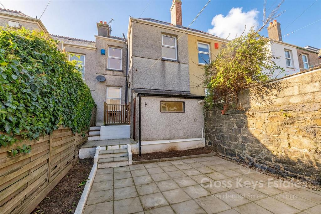 Front & Rear Garden