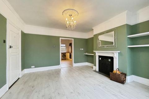 2 bedroom ground floor flat for sale, Douglas Road, Herne Bay CT6