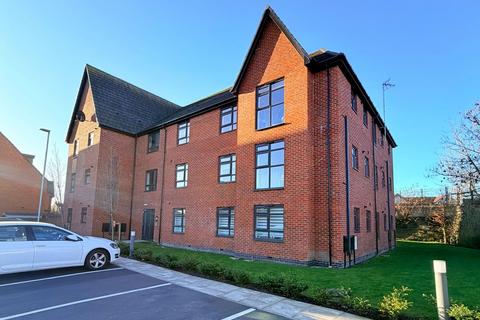 2 bedroom flat for sale, Guide Court, Manchester M34
