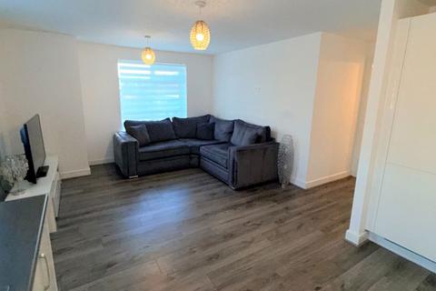 2 bedroom flat for sale, Guide Court, Manchester M34