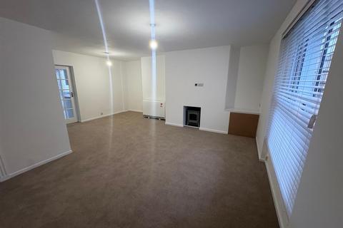 2 bedroom apartment to rent, Wood Street, Swindon