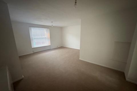 2 bedroom apartment to rent, Wood Street, Swindon