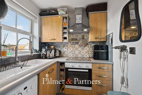 1 bedroom apartment for sale, Rose Allen Avenue, Colchester, Essex, CO2