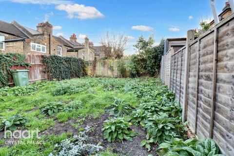 5 bedroom terraced house for sale, Chapel Road, London