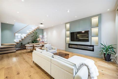3 bedroom house to rent, Sussex Mews West, London W2