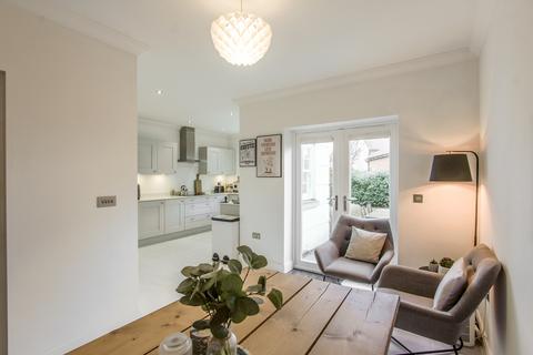 3 bedroom townhouse for sale, Southfield Drive, Yeovil