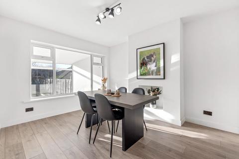 3 bedroom semi-detached house for sale, Leaver Gardens, Greenford