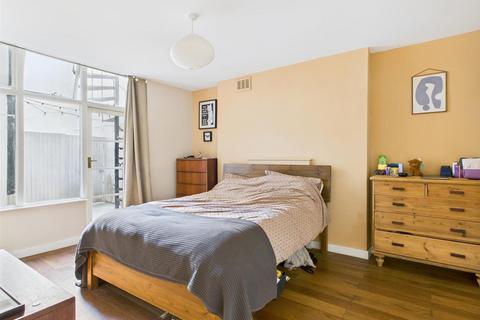 1 bedroom house for sale, Brunswick Terrace, Hove