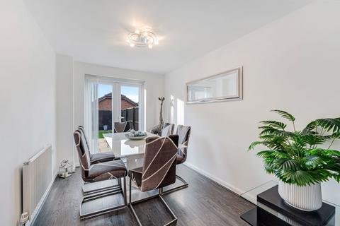 4 bedroom detached house for sale, Cotton Close, Manchester M29
