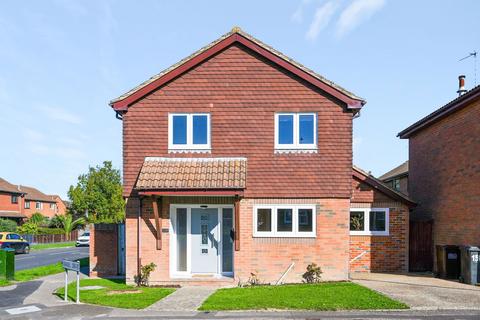 4 bedroom detached house for sale, Sorrel Drive, Eastbourne BN23