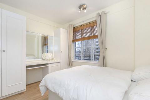 2 bedroom flat to rent, Shepherds Bush Road, London W6