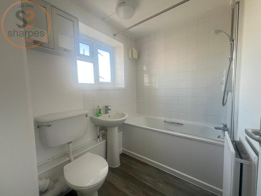 Whats App Image 2025-11-18 at 15.09.54.jpeg